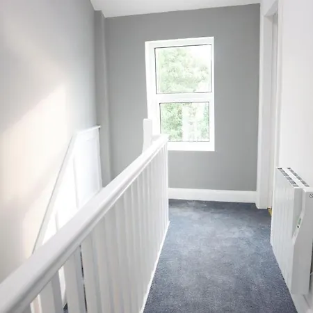 Daire 4 Eyre Square Lane *